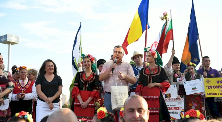 Troya Halk Dansları Festivali coşkuyla gerçekleştirildi