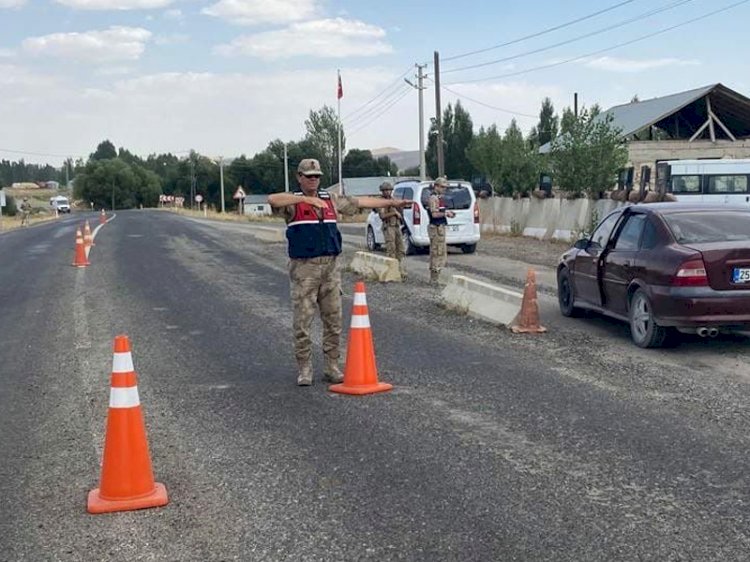 Aranan 821 şahıs yakalandı