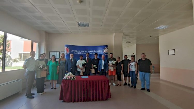 LAPSEKİ’DE ÖĞRENCİ KAYITLARI BAŞLADI