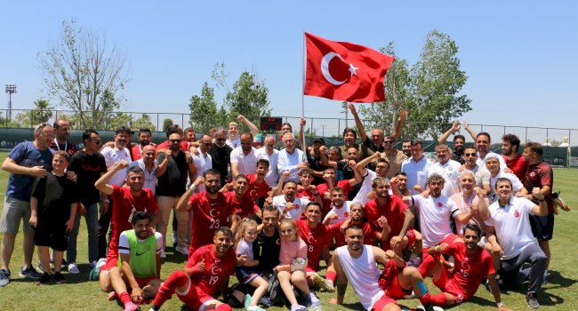 İşitme Engelliler Futbol Millî Takımından Avrupa üçüncülüğü