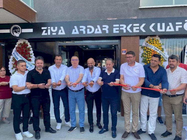 Başkanlar kuaför açılışına katıldı